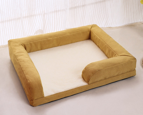 Handmade Braided Cattail Leaf Kitten Bed Rattan Dog Basketwith Soft Cushion