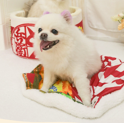 Instant Noodle Shape Covered Cat Beds Sofa Cute And Comfortable