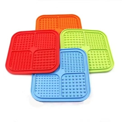 Silicone Cat Dog Licking Pad Anti Choking Pet Slow Food Bowl